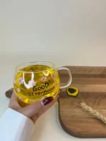 لیوان شیشه‌ای گل‌دار