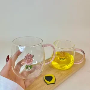 لیوان شیشه‌ای گل رز