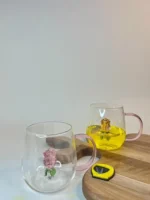 لیوان شیشه‌ای گل رز