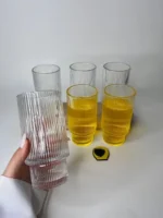لیوان شیشه‌ای شیاردار