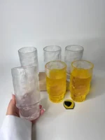 لیوان شیشه‌ای بافت‌دار