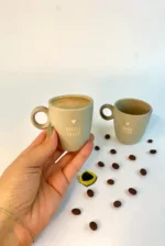 ماگ قهوه دفرمه دسته گرد