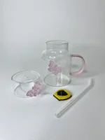 لیوان اسموتی پیرکس دسته دار پروانه‌ای