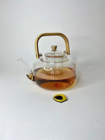 قوری پیرکس دسته بامبو 1500 میل قوری پیرکس دسته بامبو 1500 میل