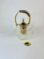 قوری پیرکس تپل شیاردار دسته طلایی 1000 میل