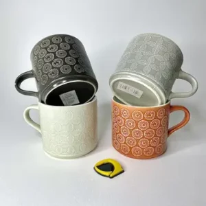 ماگ سرامیکی داخل سفید طرح مینیمال