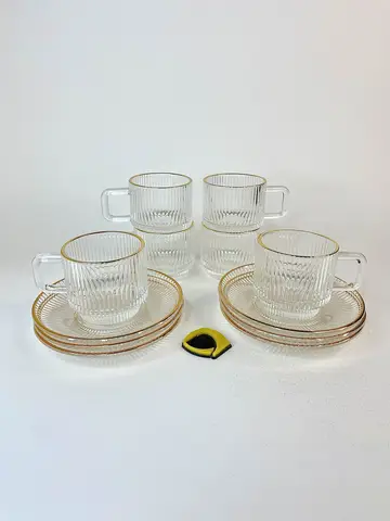 استکان بلور استندی لبه طلایی شیاردار با نعلبکی استکان بلور استندی لبه طلایی شیاردار با نعلبکی