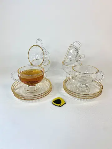 استکان دسته مرواردیدی طلایی زیردار استکان دسته مرواردیدی طلایی زیردار