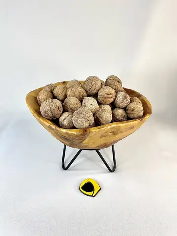 ظرف آجیل خوری دفرمه پایه فلزی چوب عود ظرف آجیل خوری دفرمه پایه فلزی چوب عود